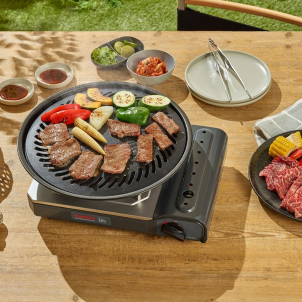 Iwatani CB-AK-1 Butane Stove Portable Canister Cassette Burner Indoor Outdoor Camping Travel High Power 3.4kW Firepower Gas Cylinder